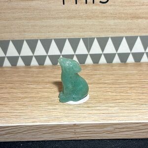 Mini Green Aventurine Wolf (GAVC2)